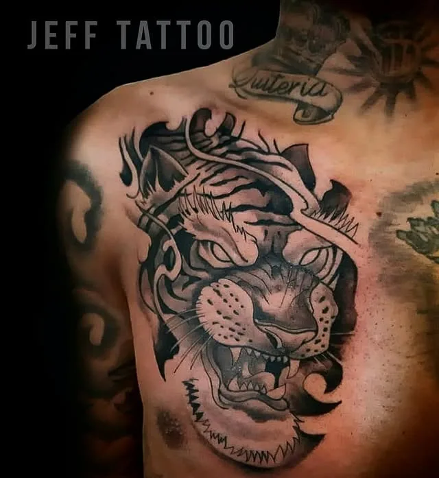 Tatuagem estilo Oriental feita por Jeff Tattoo — estúdio de tatuagem em Gaspar, SC